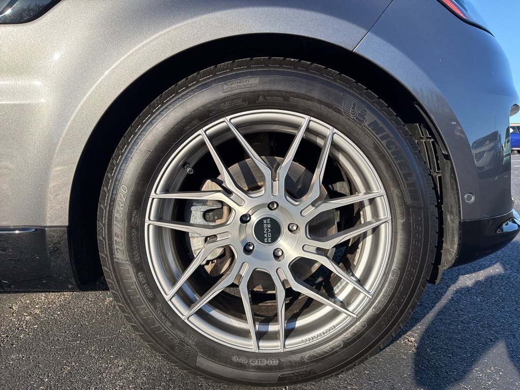 Used 2018 Land Rover Range Rover Sport HSE image 20