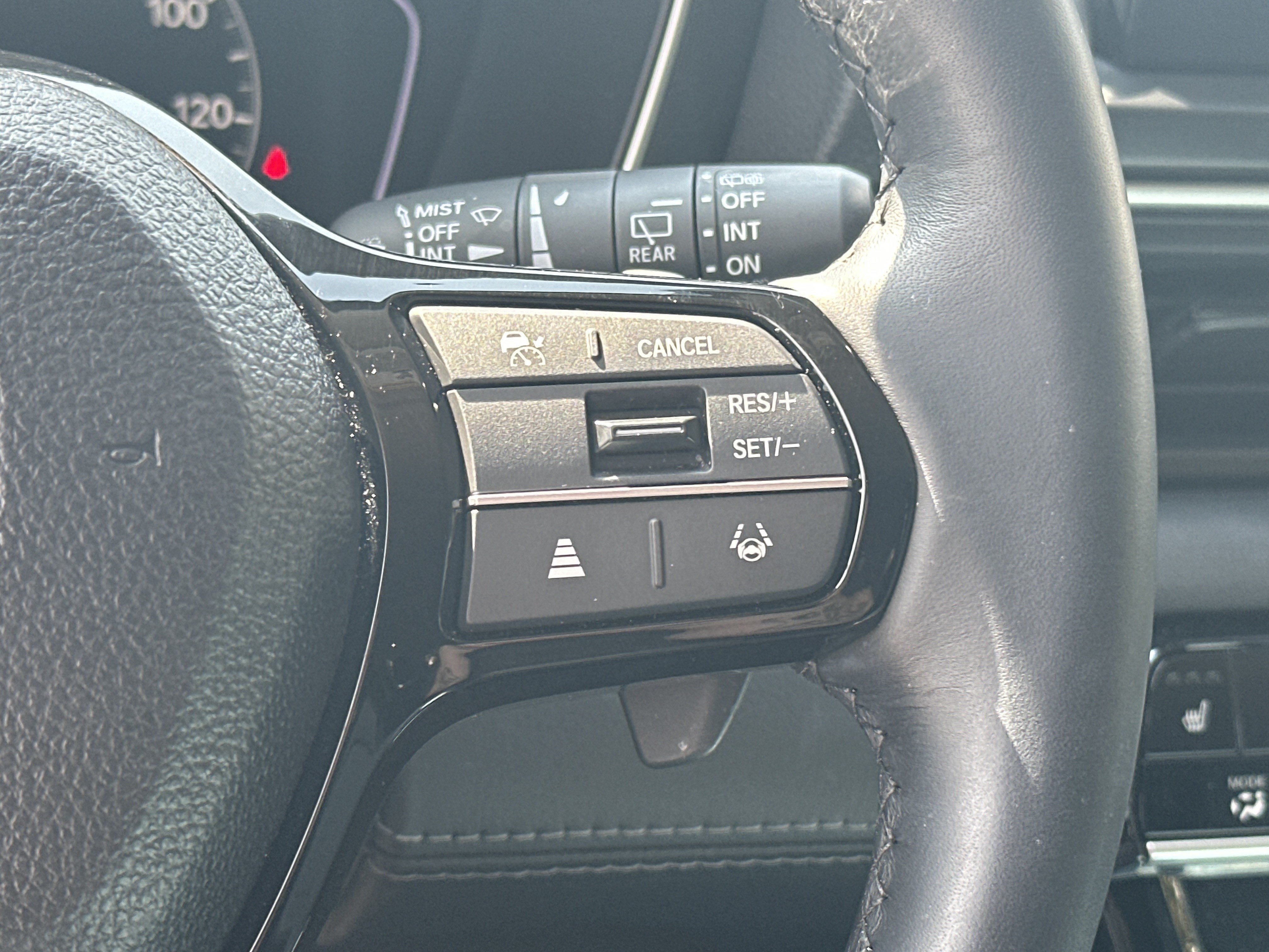Used 2025 Honda Pilot EX-L image 19