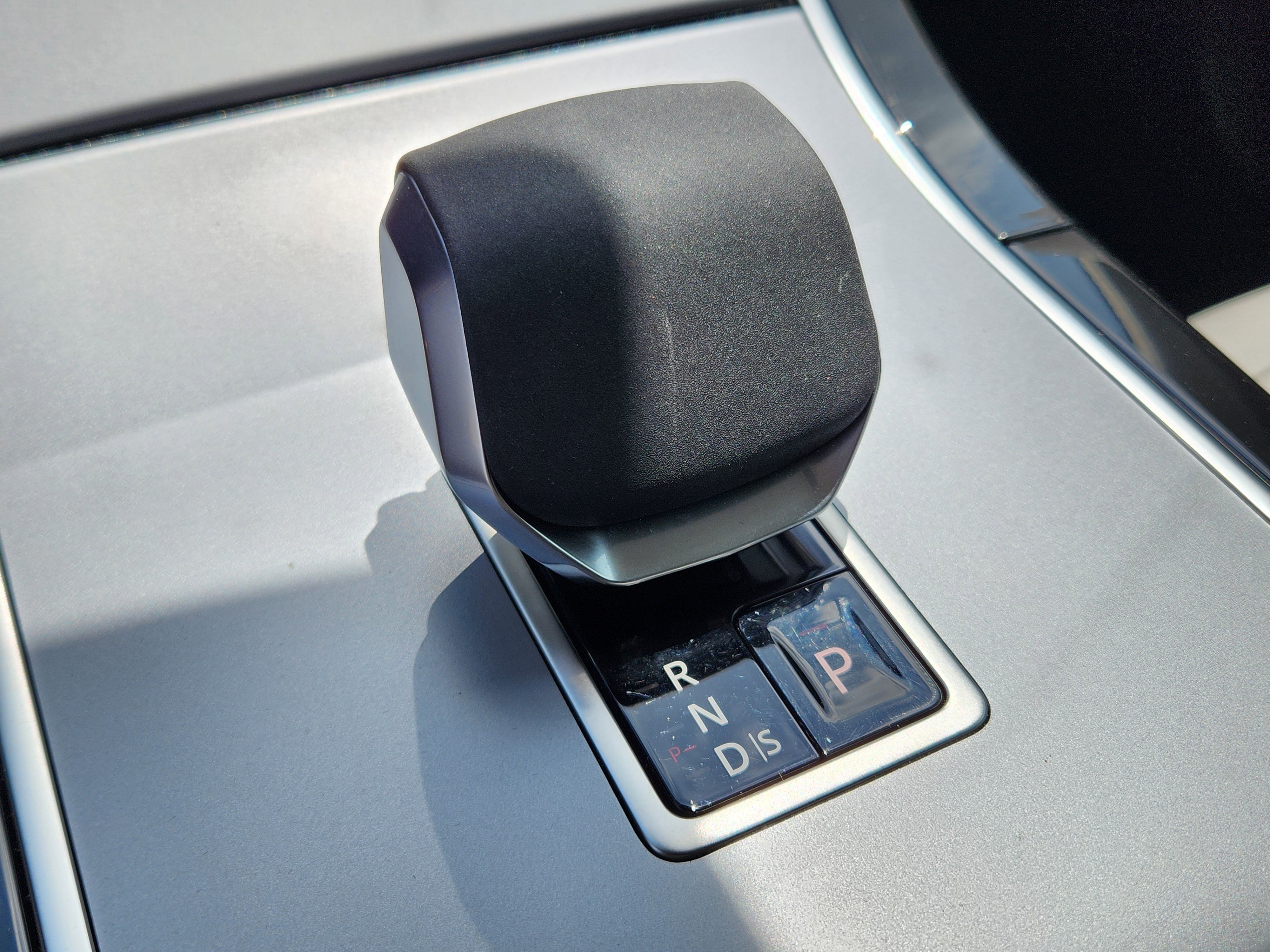 Certified 2025 Land Rover Range Rover Evoque S image 22