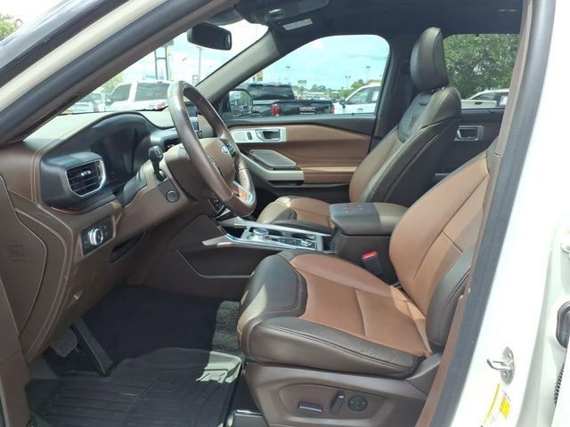 Used 2022 Ford Explorer King Ranch w/ Class IV Trailer Tow Package AWD/4WD image 21