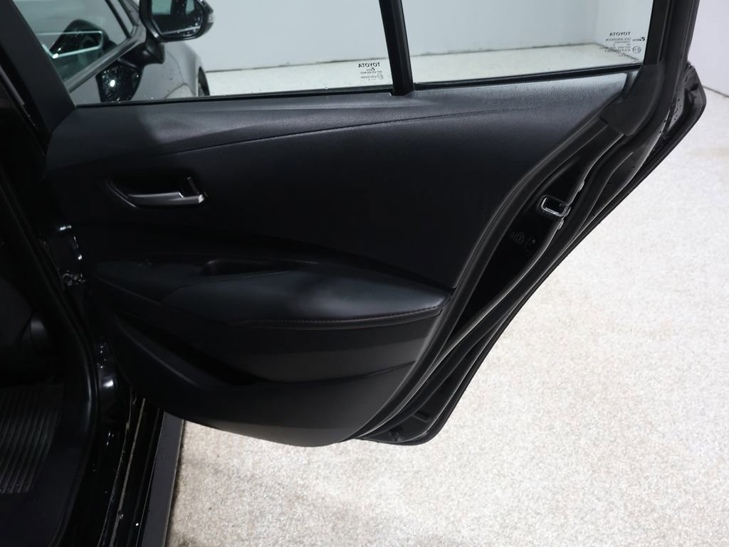 Used 2025 Toyota Corolla SE image 25