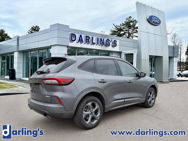 Used 2023 Ford Escape ST-Line image 5