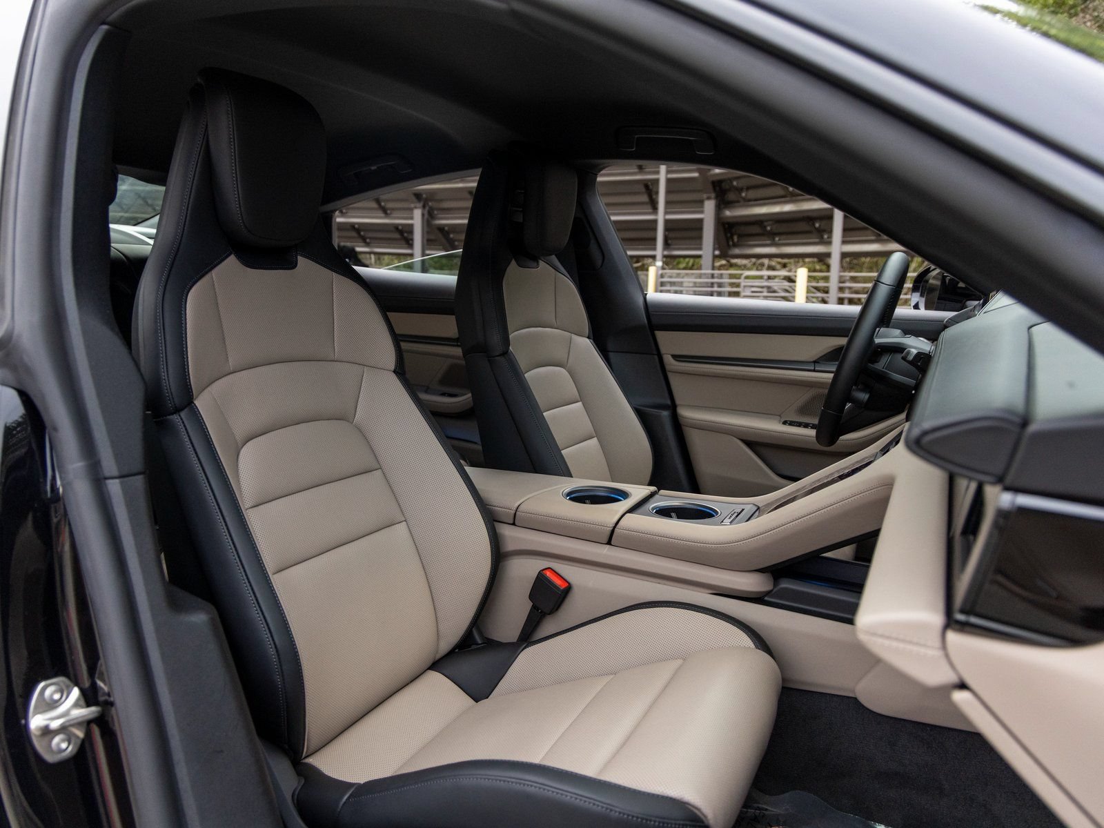 New 2025 Porsche Taycan 4S AWD/4WD image 51