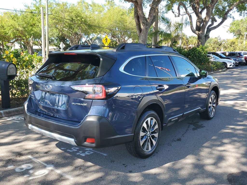 Used 2023 Subaru Outback Limited image 5