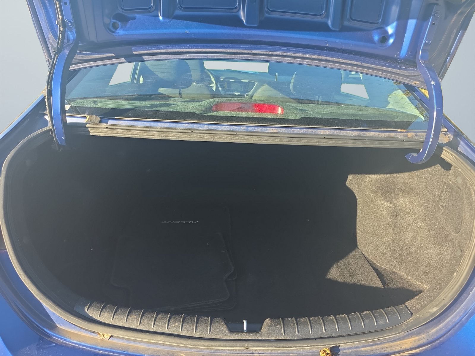 Certified 2021 Hyundai Accent SE FWD image 15