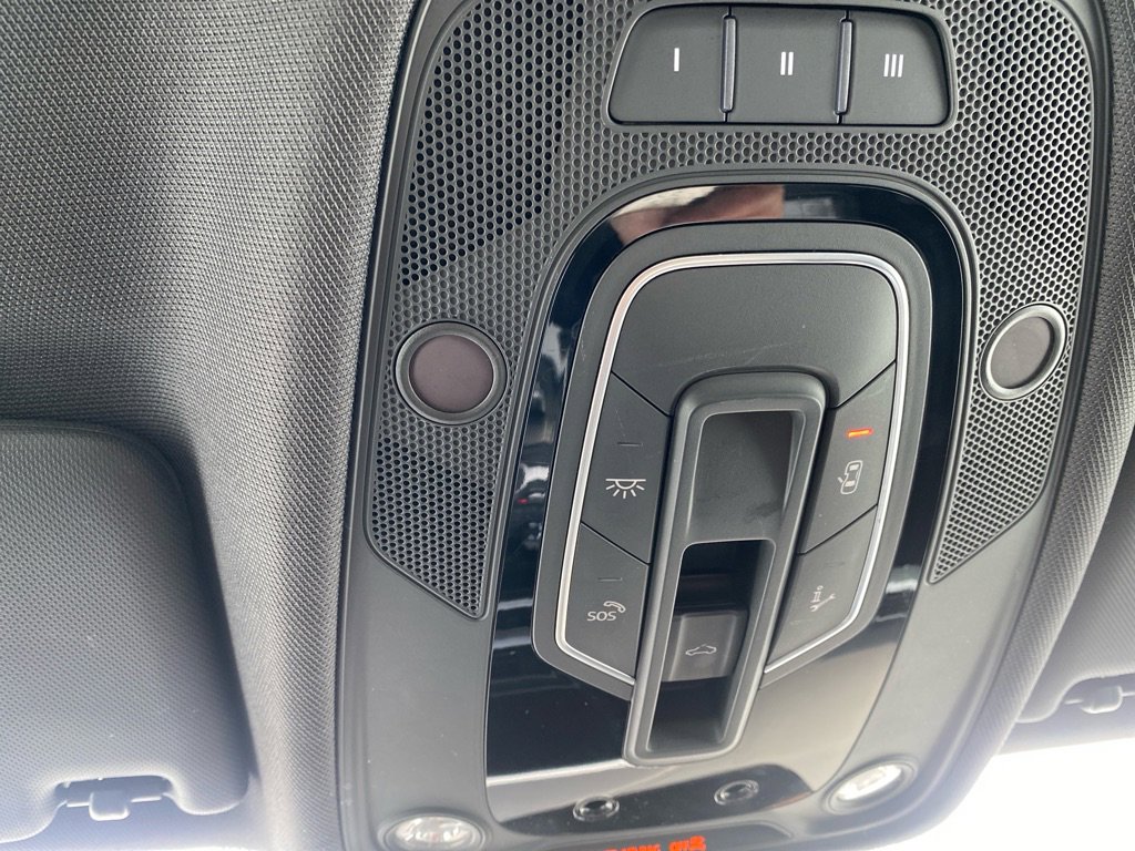 Used 2017 Audi A4 2.0T Premium Plus w/ Premium Plus Package image 18