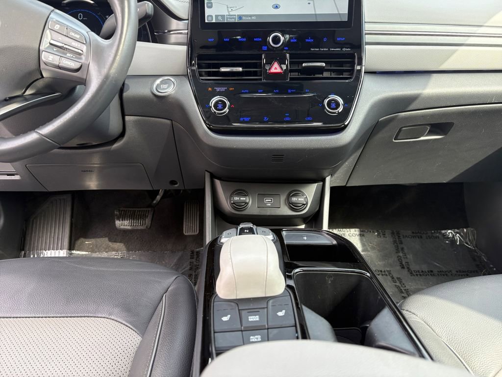 Used 2020 Hyundai Ioniq Limited image 11