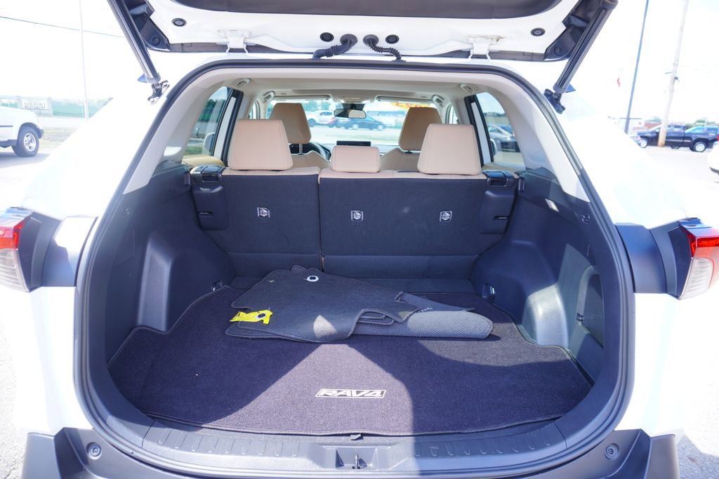 Used 2023 Toyota RAV4 XLE image 24