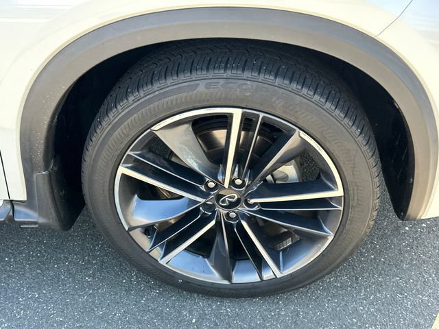 Used 2023 INFINITI QX55 Essential AWD/4WD image 7