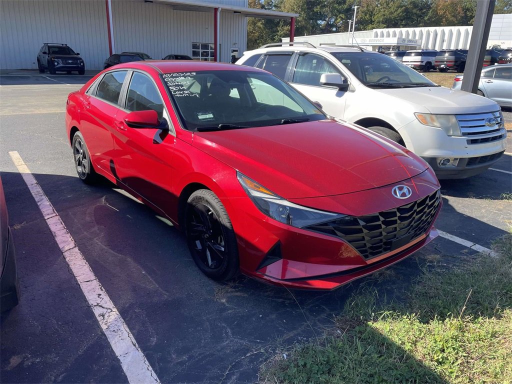 Used 2022 Hyundai Elantra SEL w/ Convenience Package