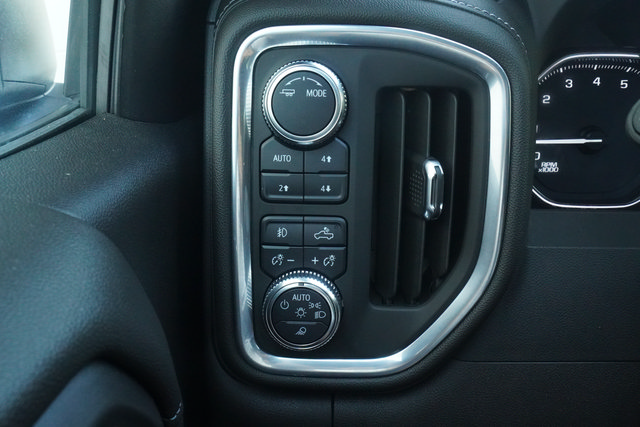 Used 2022 GMC Sierra 1500 SLT w/ SLT Premium Plus Package AWD/4WD image 14