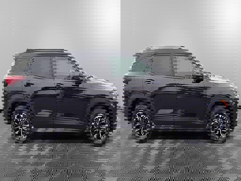New 2026 Chevrolet TrailBlazer LT w/ Driver Confidence Package image 8