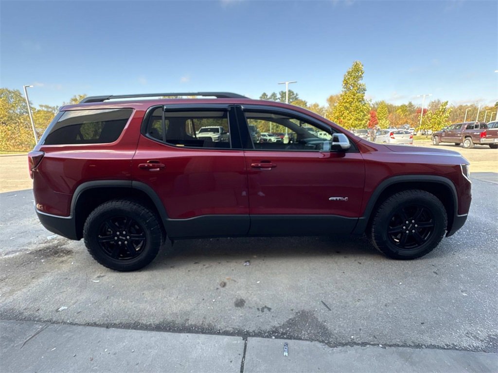 Used 2023 GMC Acadia AT4 w/ Technology Package image 10