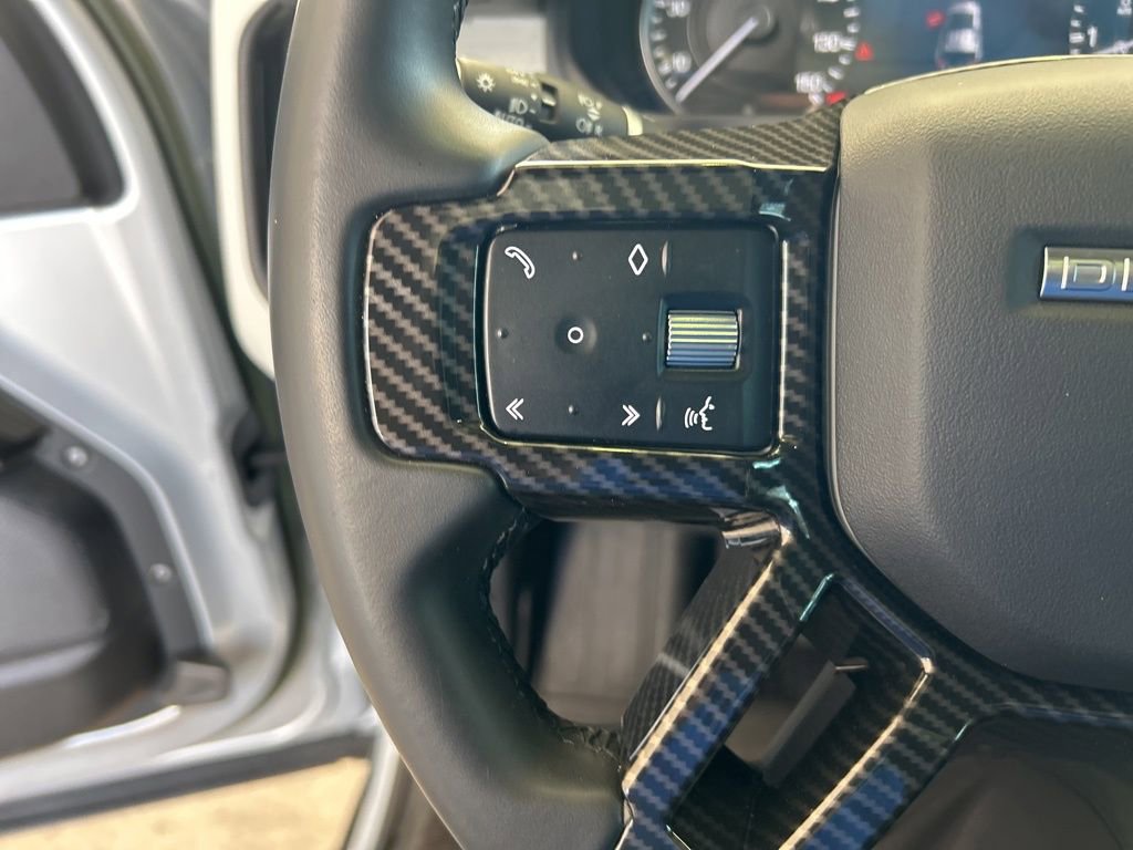 Used 2023 Land Rover Defender 110 X-Dynamic SE image 67