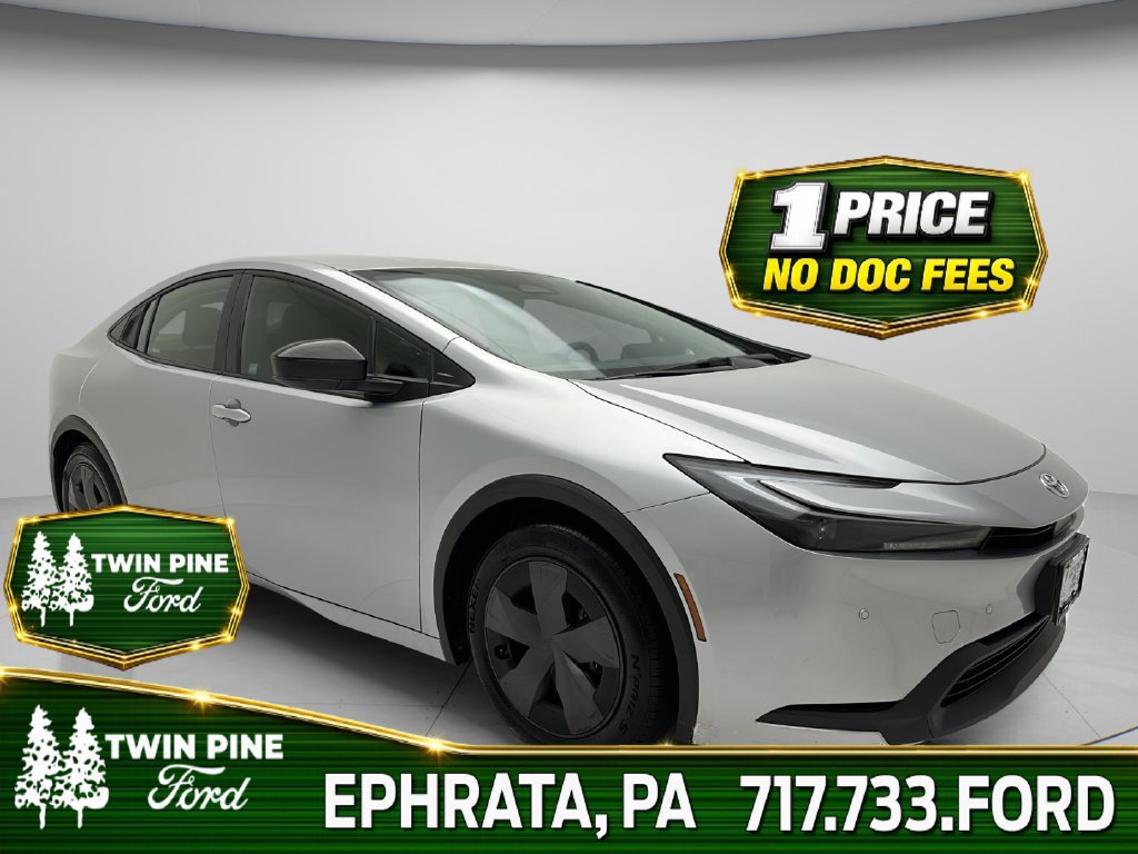 Used 2025 Toyota Prius LE