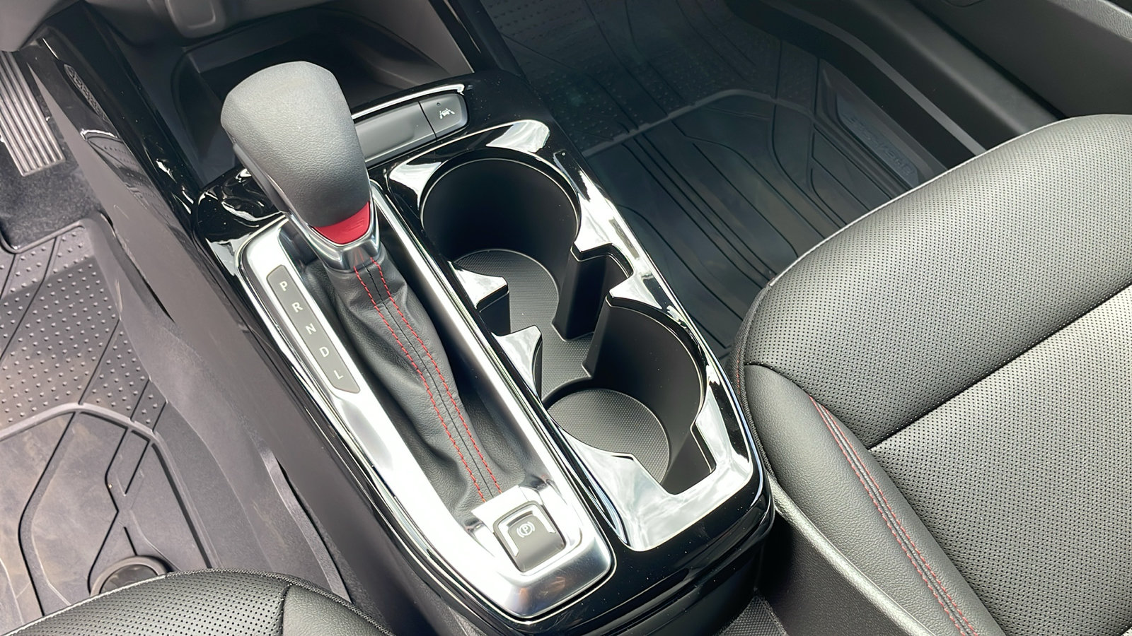 New 2026 Chevrolet Trax RS w/ Sunroof Package FWD image 20