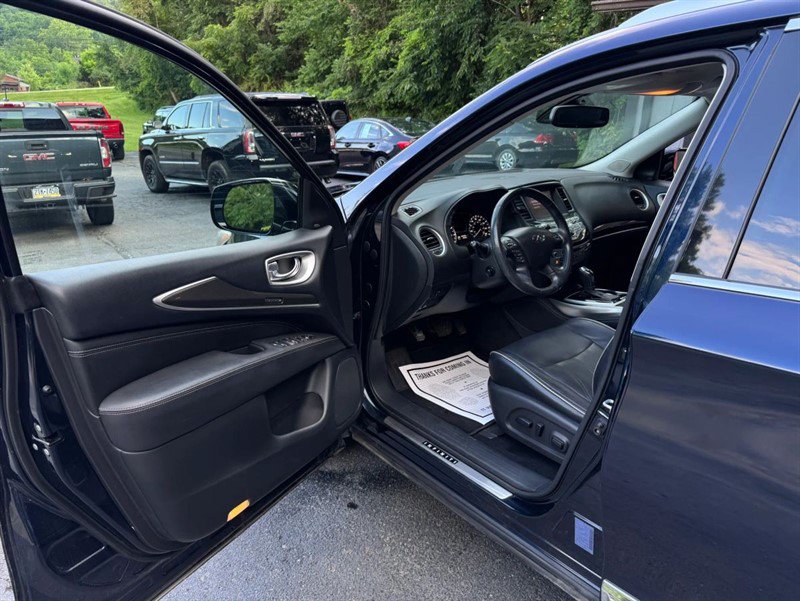 Used 2019 INFINITI QX60 Luxe w/ Essential Package AWD/4WD image 9