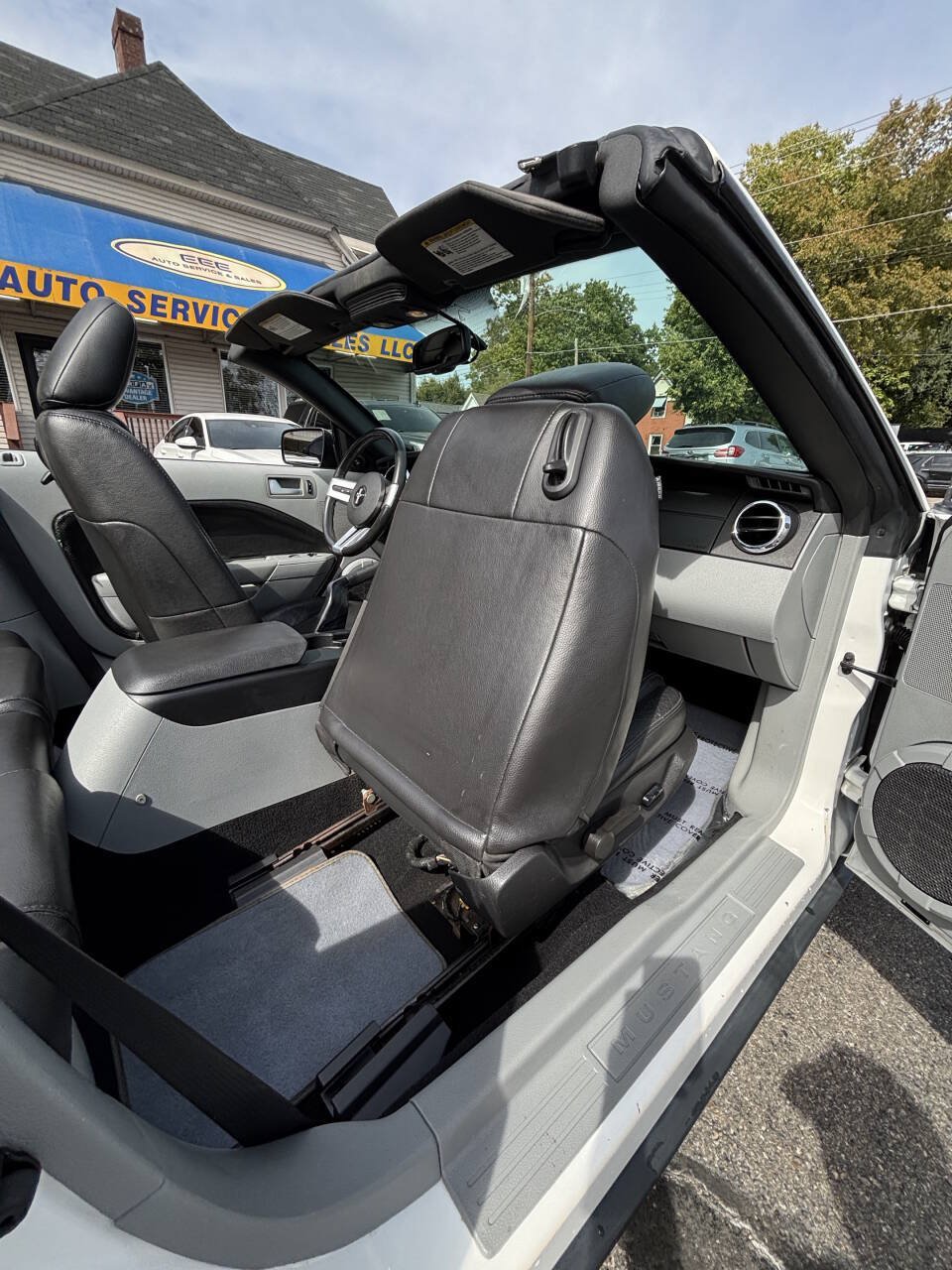 Used 2008 Ford Mustang Premium RWD image 17