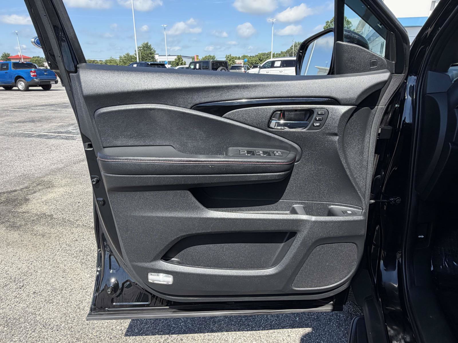 Used 2022 Honda Ridgeline Black Edition image 18