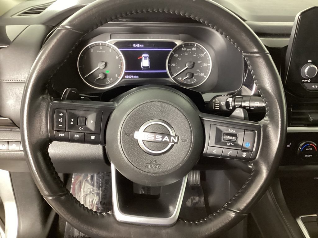 Used 2024 Nissan Pathfinder SV FWD image 13