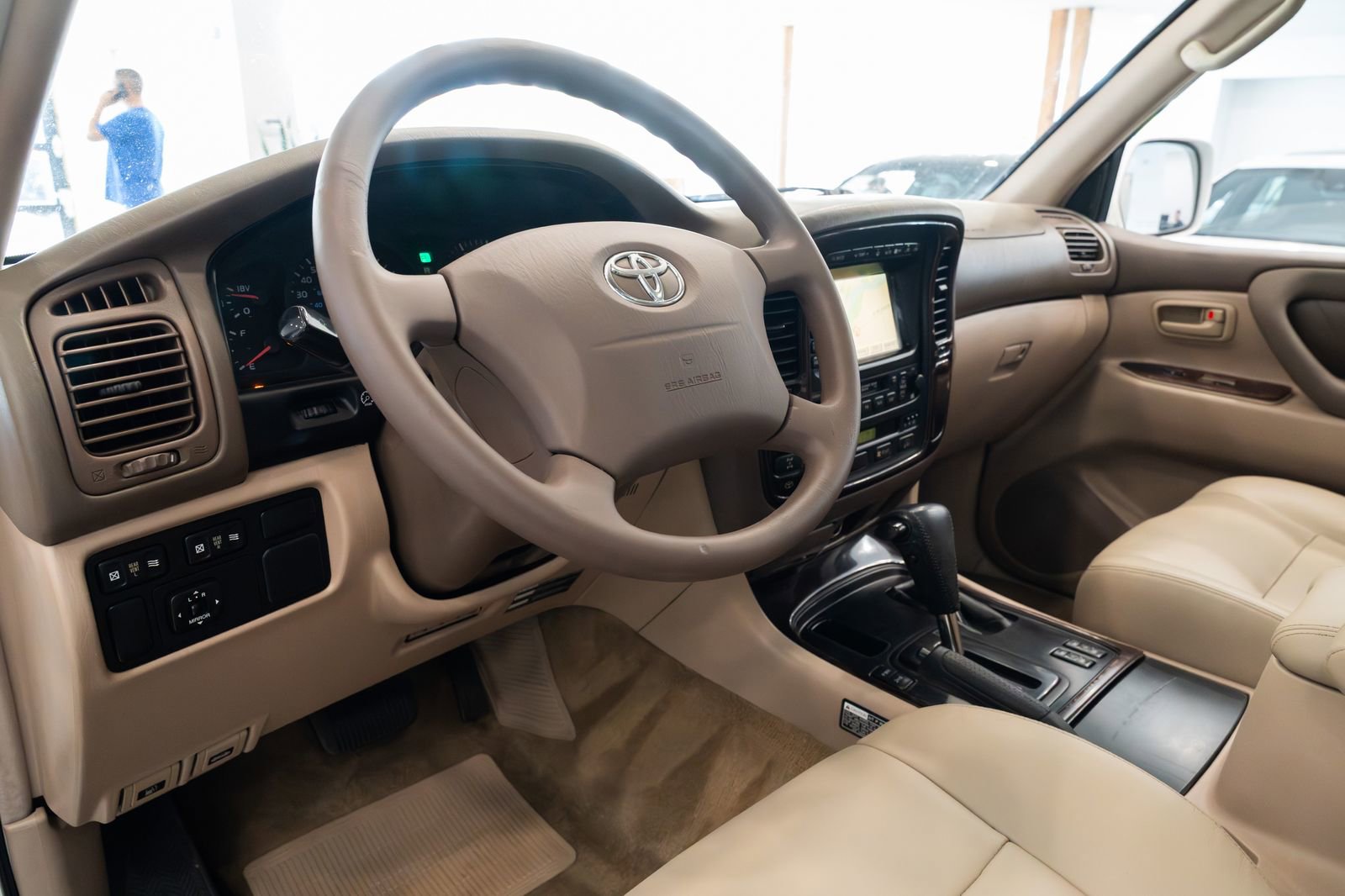 Used 2002 Toyota Land Cruiser AWD/4WD image 13