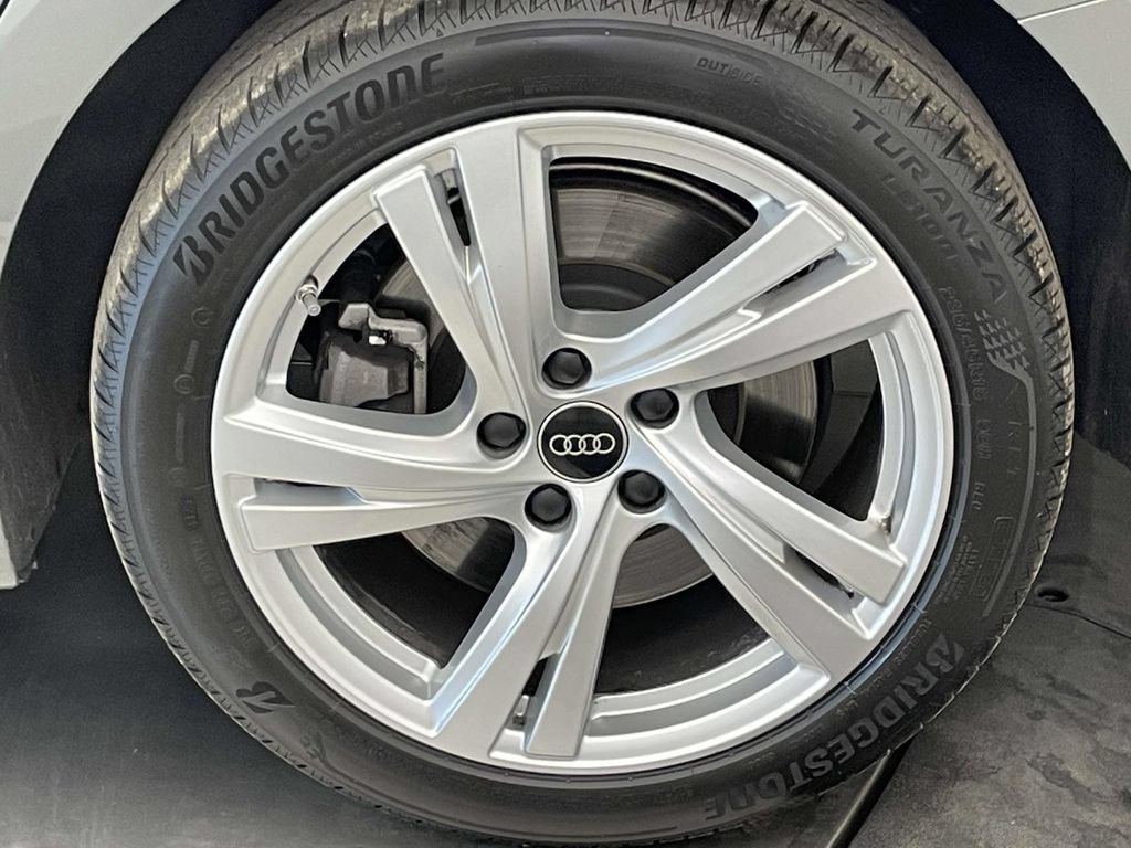 Certified 2025 Audi A5 2.0T Premium w/ Convenience Package AWD/4WD image 12