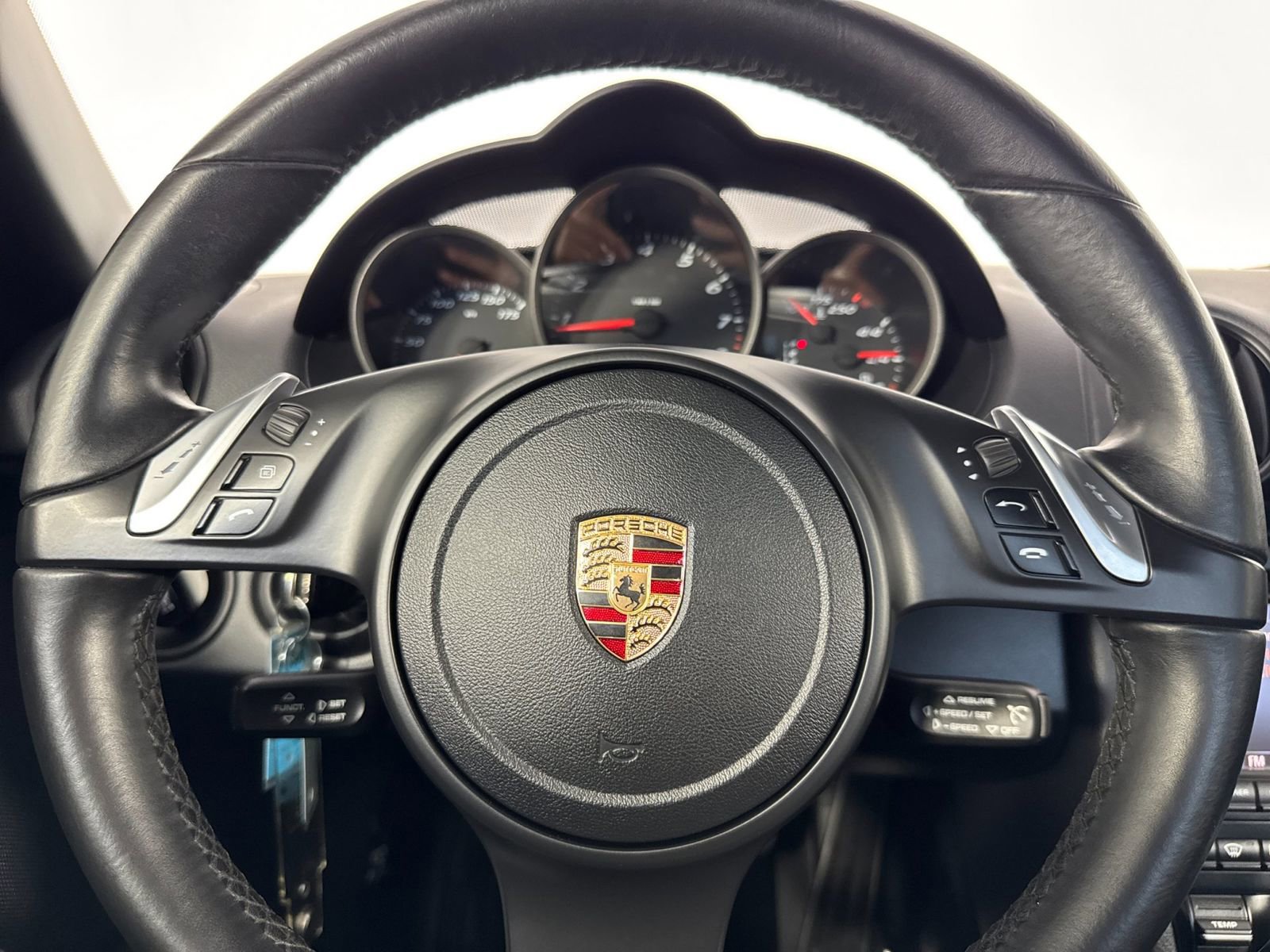 Used 2012 Porsche Cayman image 21