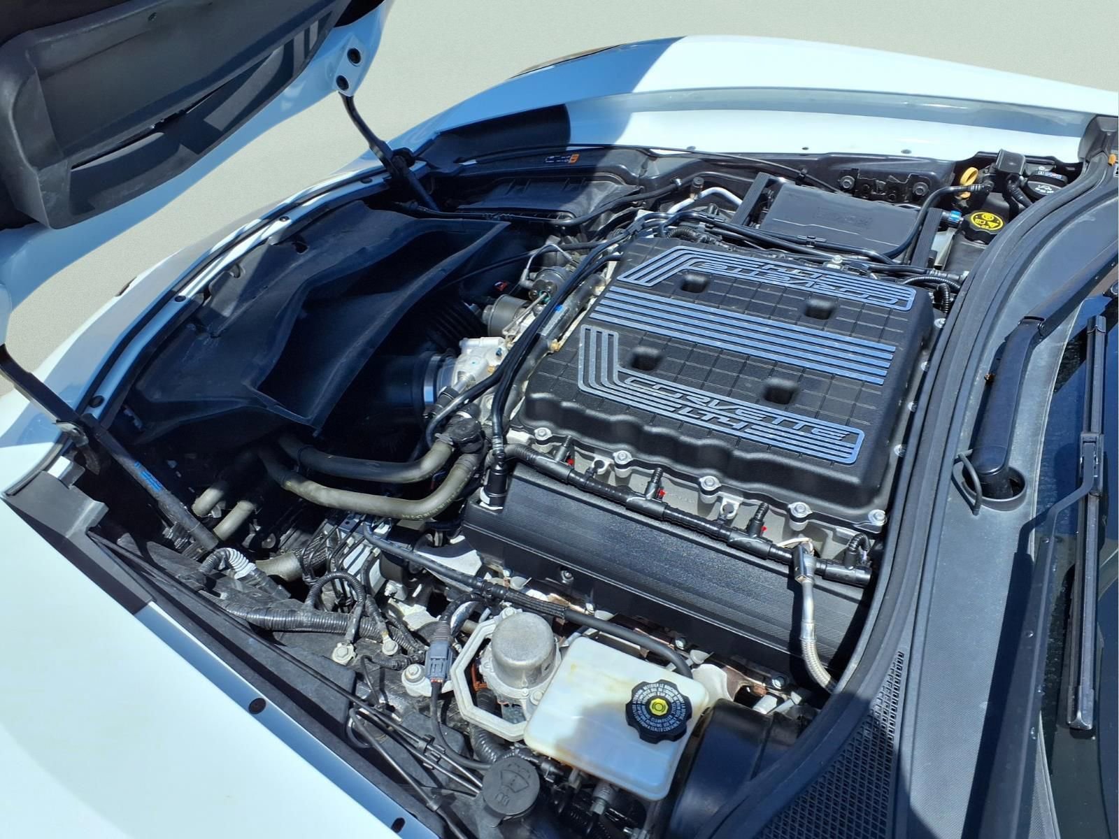 Used 2019 Chevrolet Corvette Z06 RWD image 11