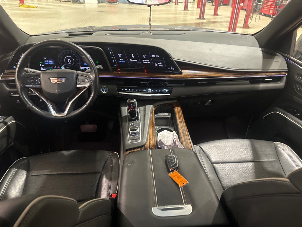 Used 2021 Cadillac Escalade Premium Luxury w/ Driver Assist Tech Package AWD/4WD image 14
