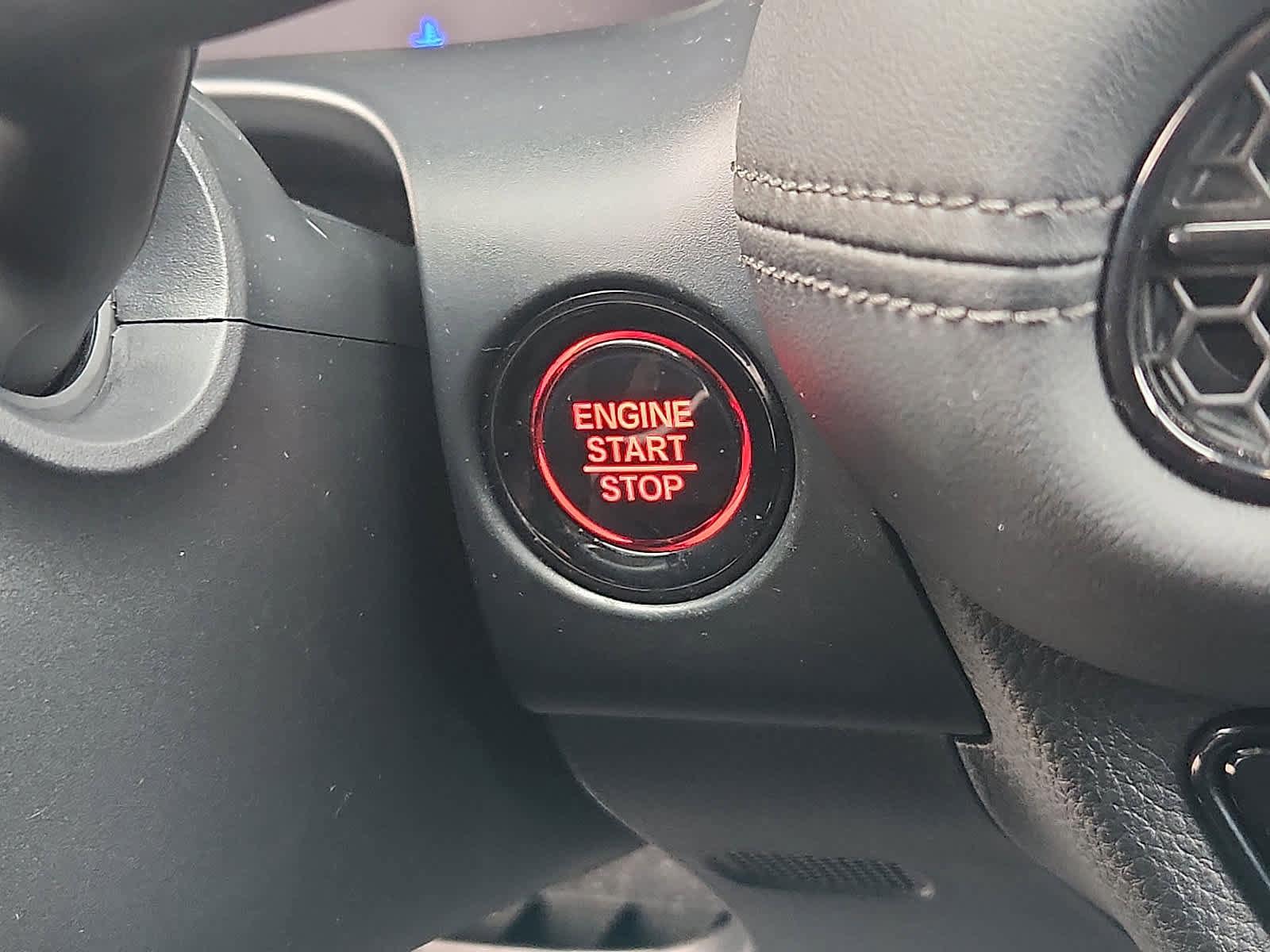 Certified 2023 Honda HR-V LX image 24