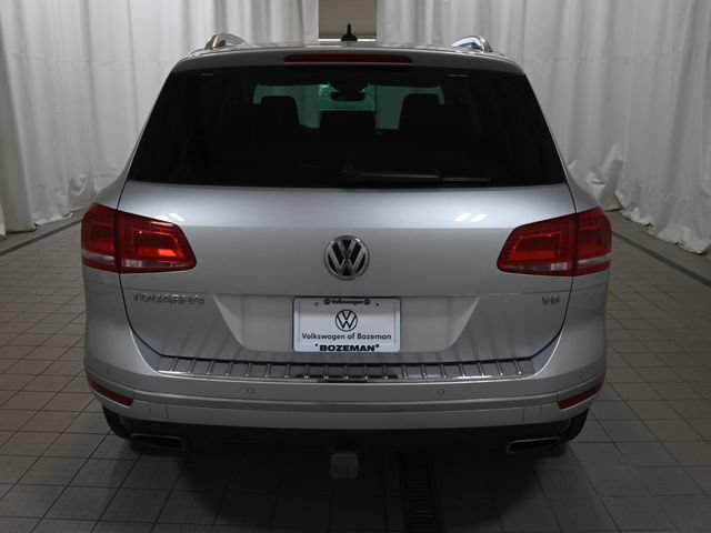 Used 2017 Volkswagen Touareg Sport AWD/4WD image 13
