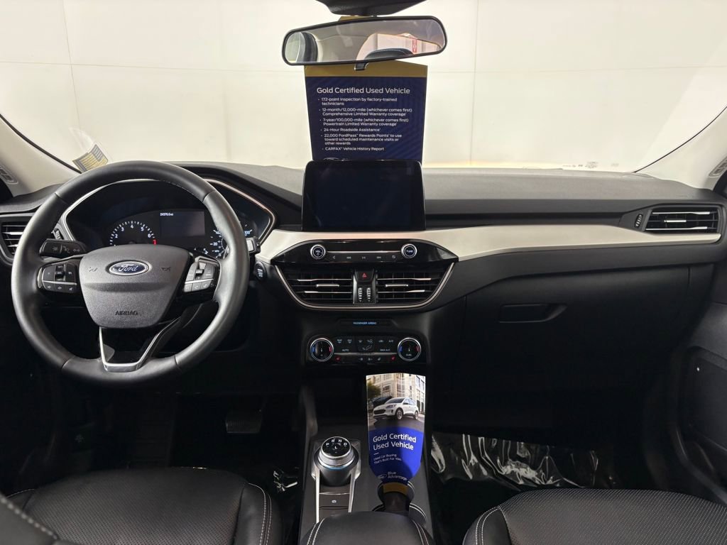 Certified 2022 Ford Escape SEL image 28