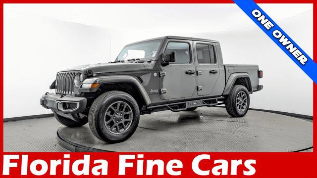 Used 2020 Jeep Gladiator Overland w/ Trailer Tow Package image 1