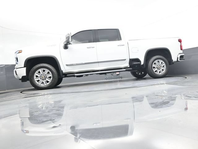 Used 2024 Chevrolet Silverado 2500 High Country w/ High Country Premium Package AWD/4WD image 35