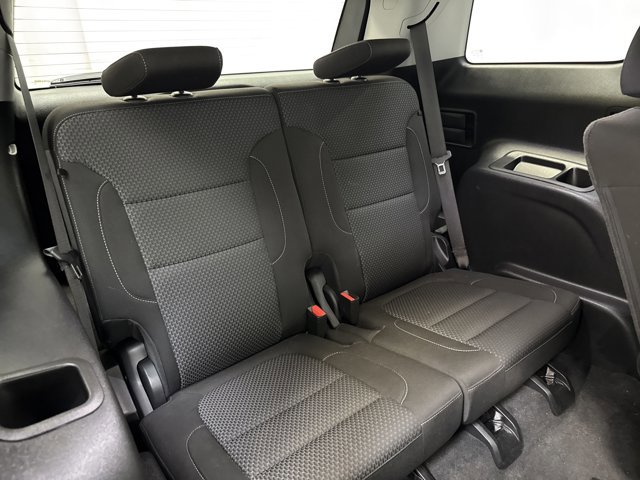 Used 2022 GMC Acadia SLE image 28