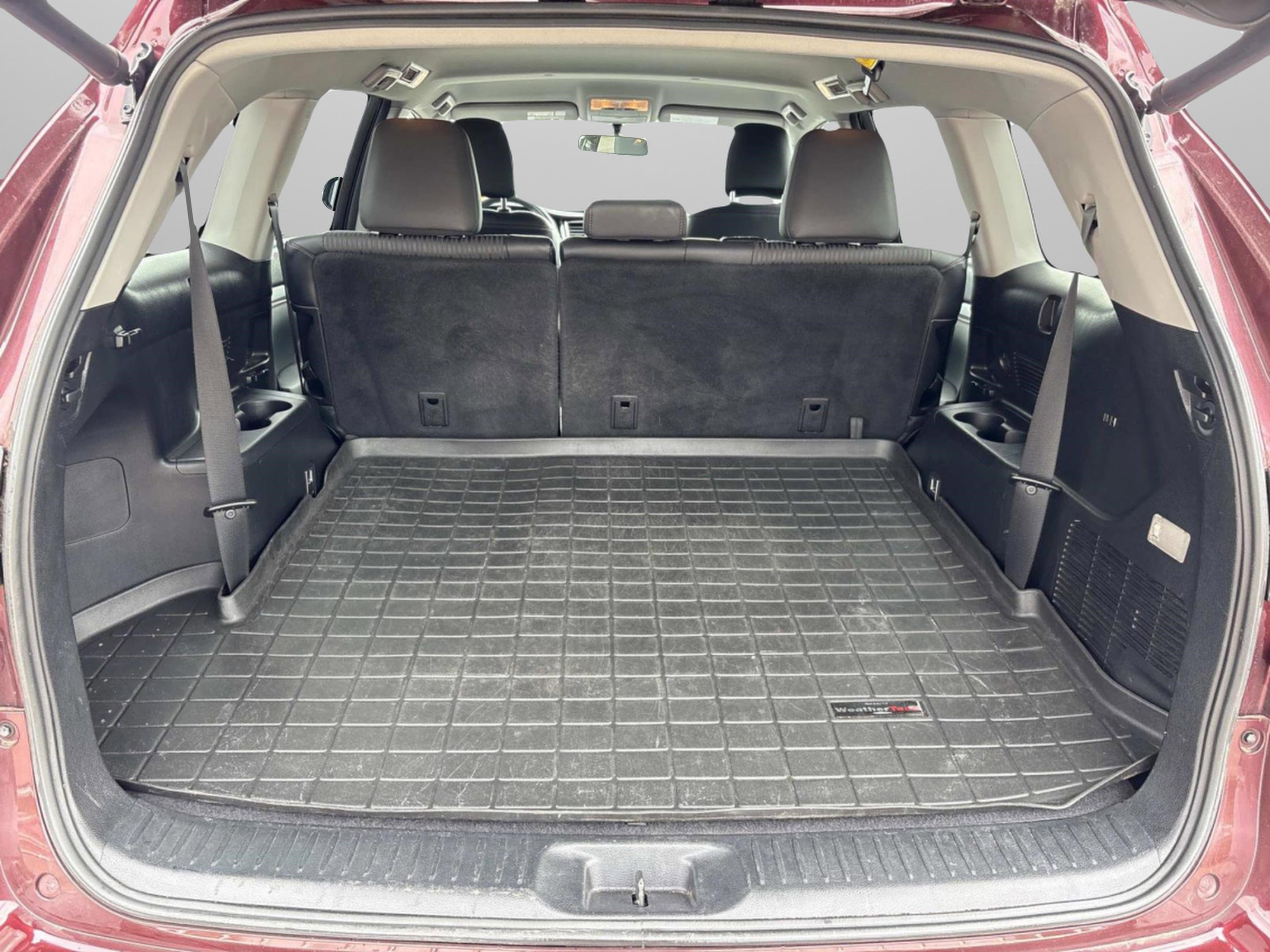 Used 2014 Toyota Highlander LE image 9