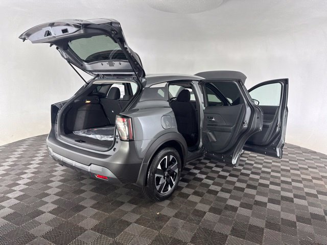 New 2027 Nissan Kicks SV AWD/4WD image 19