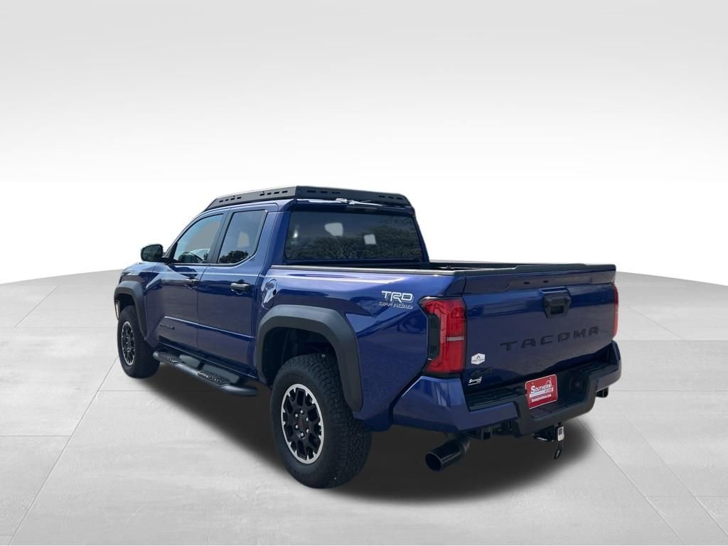 Used 2024 Toyota Tacoma TRD Off-Road image 3