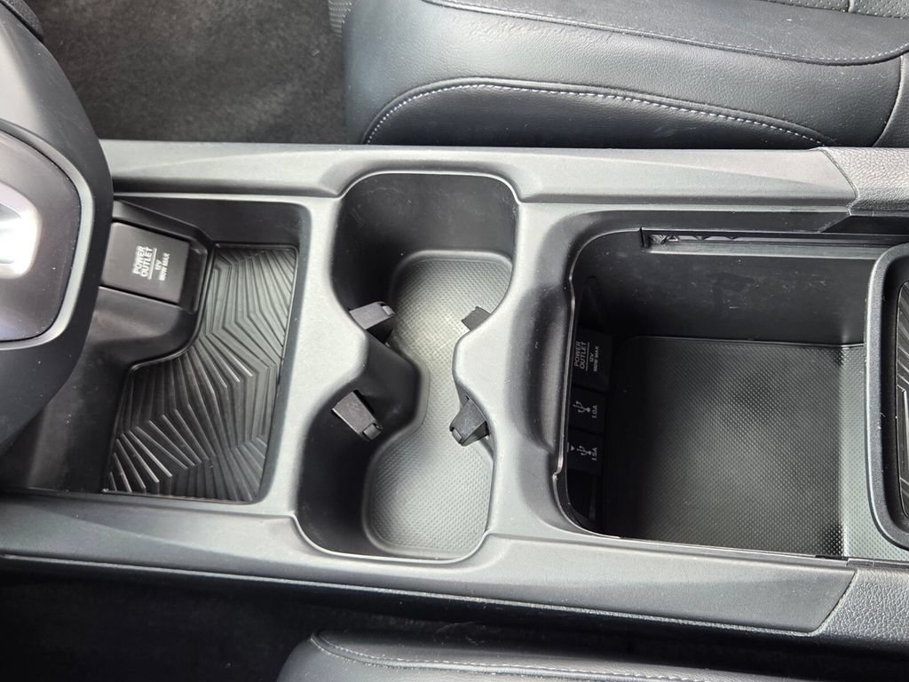 Certified 2017 Honda CR-V Touring image 31