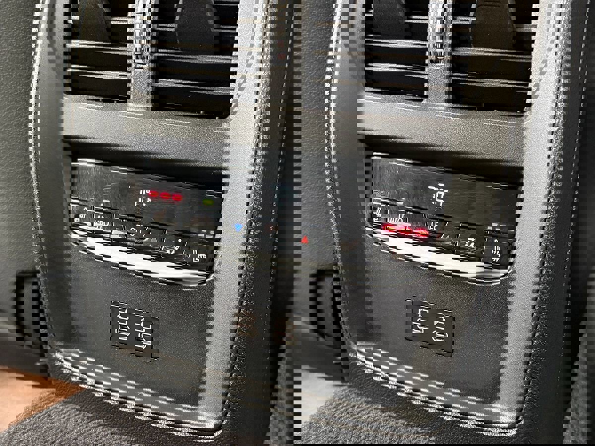 Used 2021 BMW M3 Competition image 44