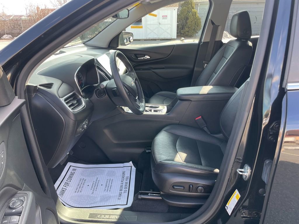 Used 2021 Chevrolet Equinox LT image 12