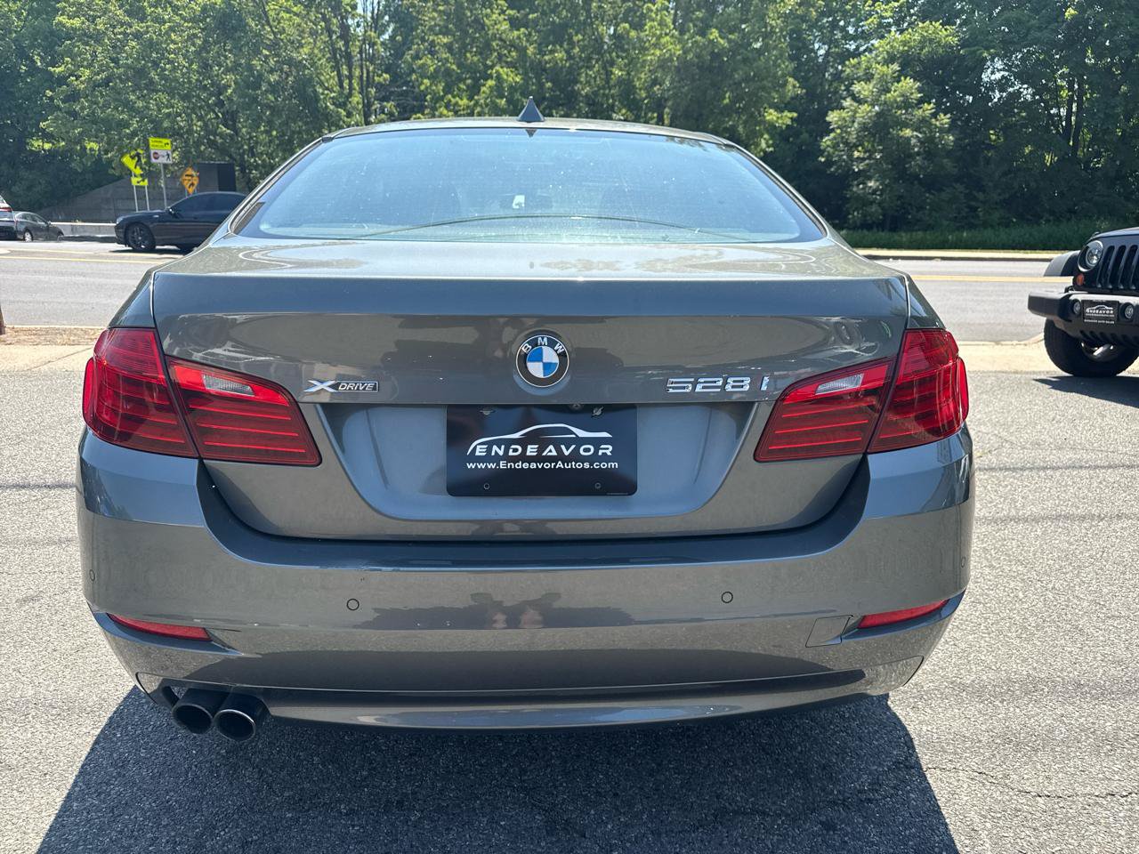 Used 2014 BMW 528i xDrive Sedan AWD/4WD image 5