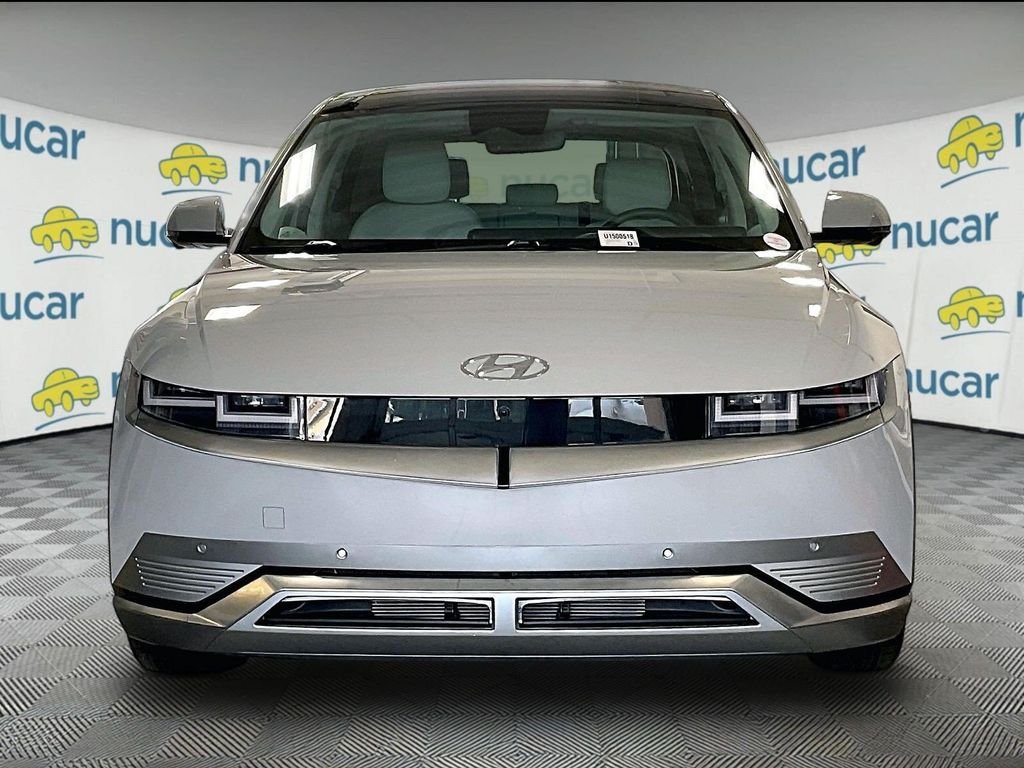 Used 2023 Hyundai Ioniq 5 Limited AWD/4WD image 2