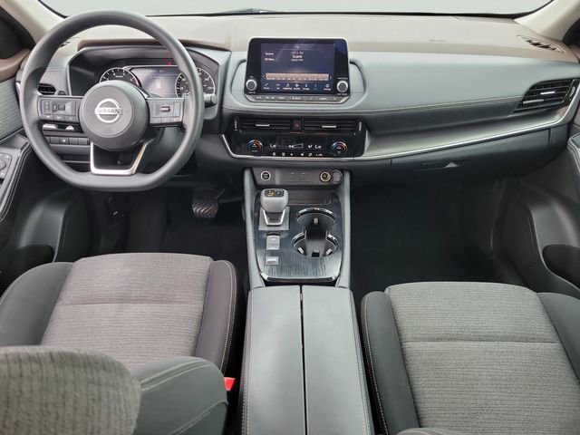 Used 2021 Nissan Rogue SV image 12