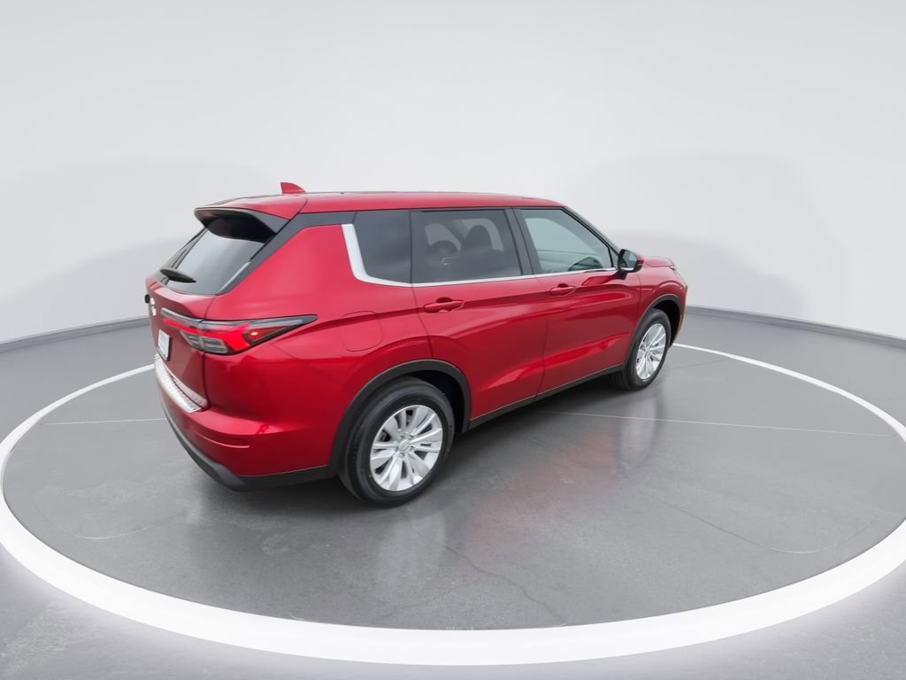 New 2026 Mitsubishi Outlander ES image 8