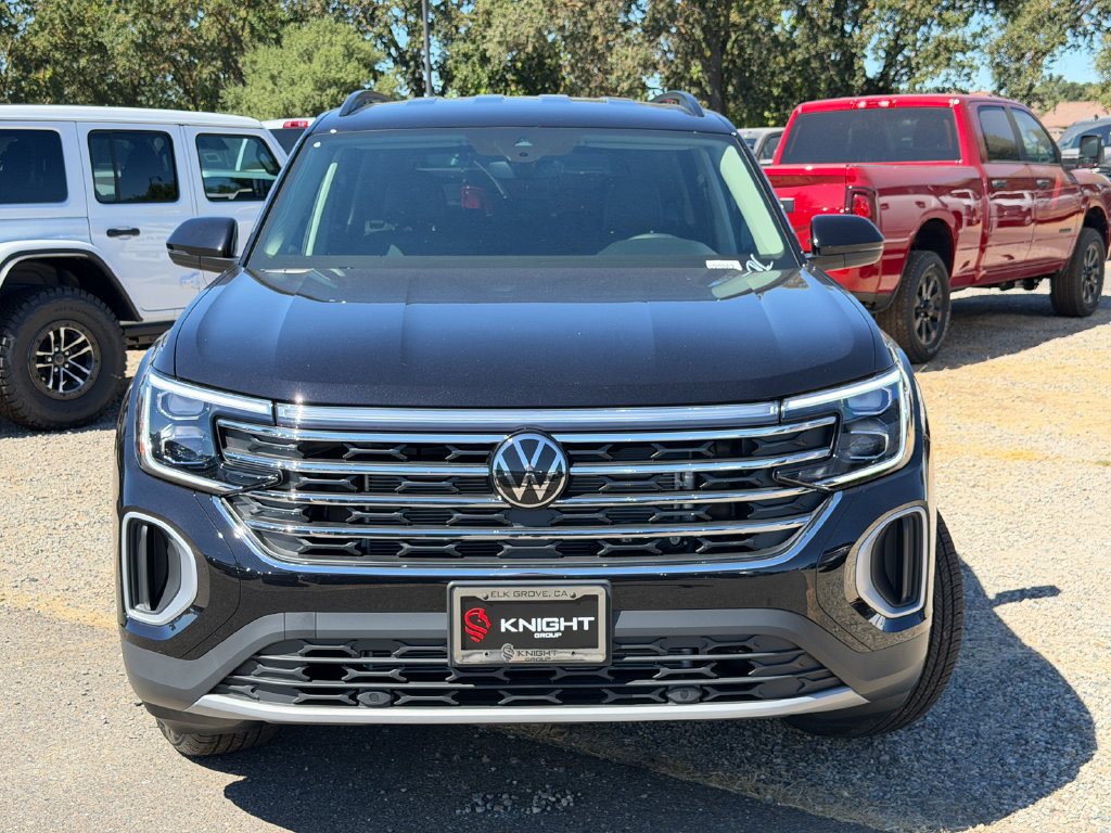 New 2026 Volkswagen Atlas SE FWD image 4
