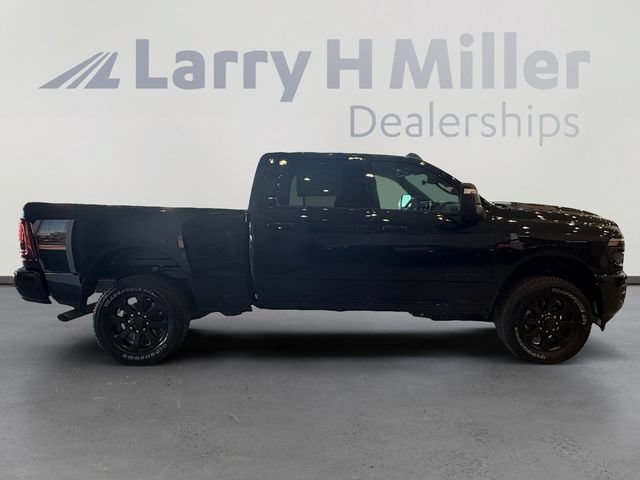New 2026 RAM 2500 Laramie w/ Night Edition AWD/4WD image 6