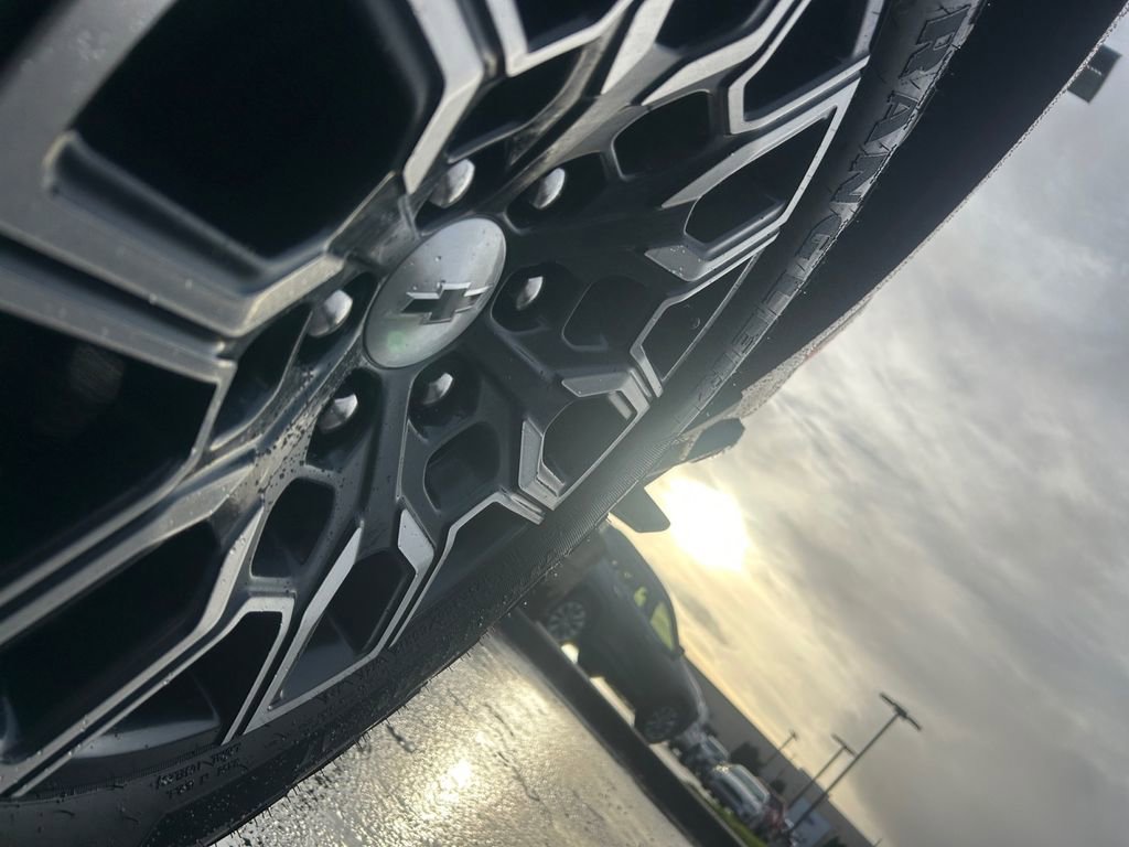 Used 2025 Chevrolet Colorado Z71 w/ Technology Package image 35