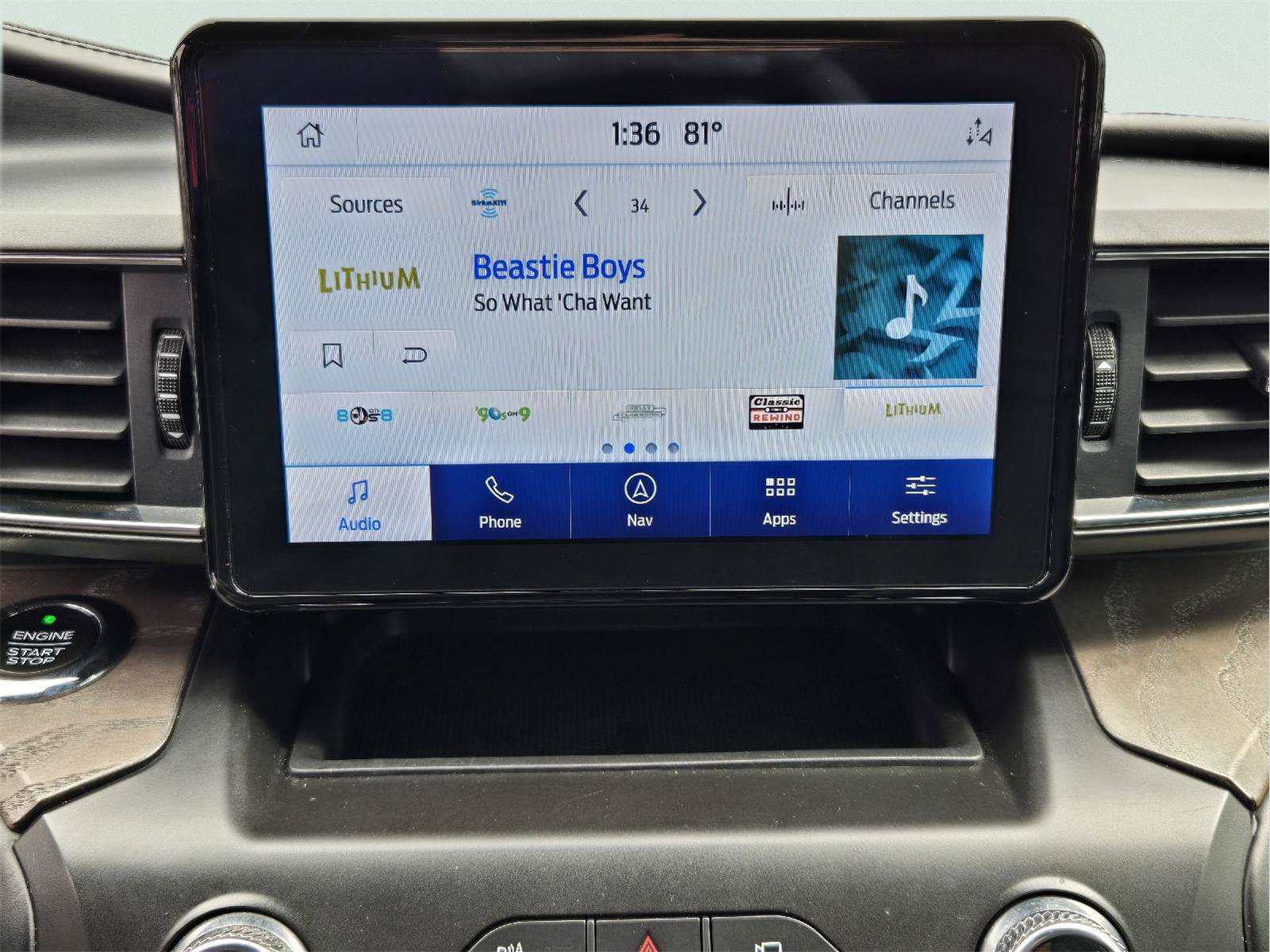 Used 2020 Ford Explorer Platinum AWD/4WD image 15
