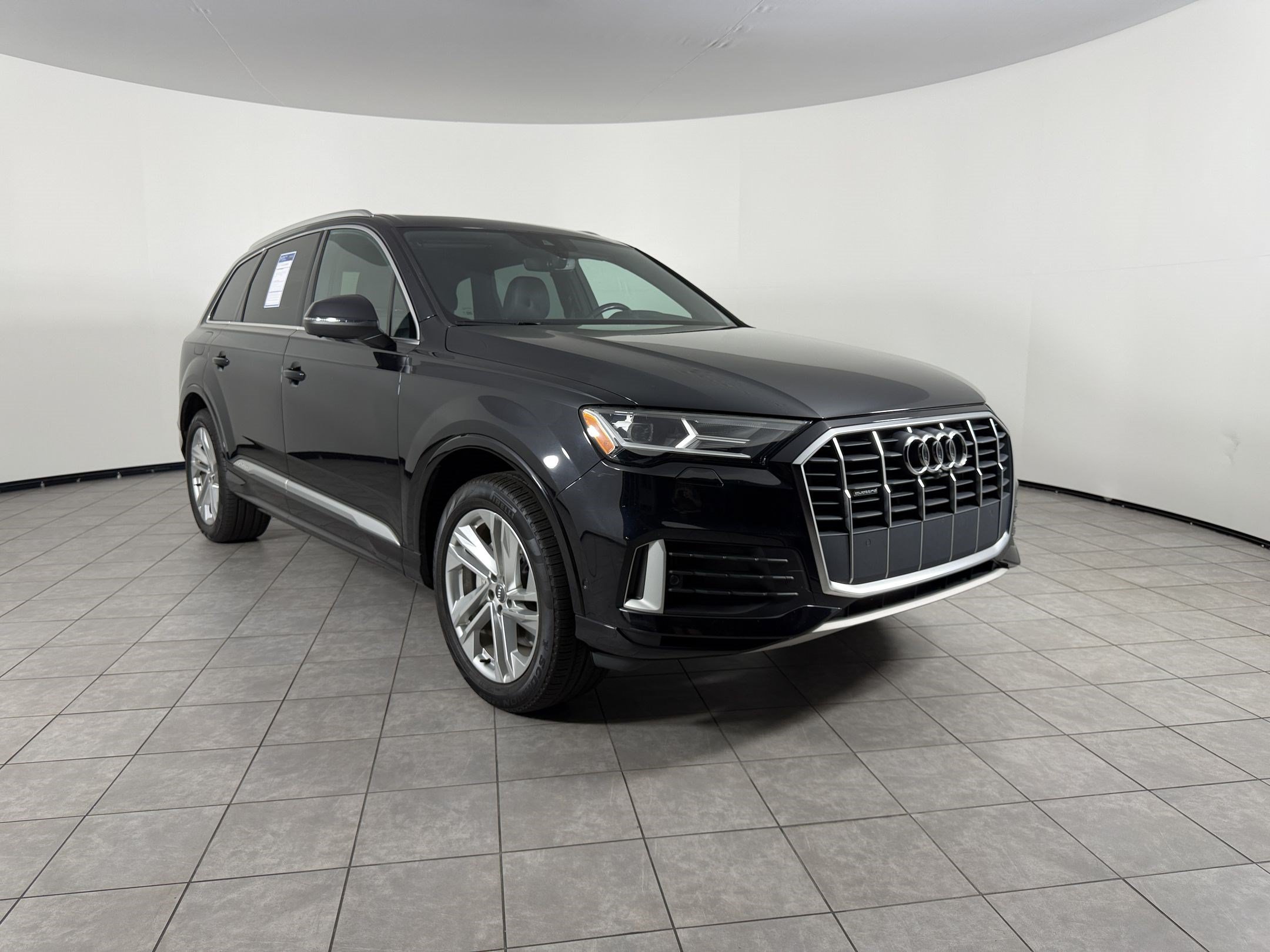 Used 2021 Audi Q7 3.0T Premium Plus w/ Premium Plus Package AWD/4WD image 7